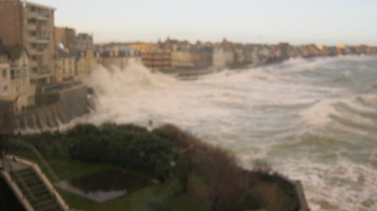 Le Courtois Apartment Saint-Malo Exterior photo